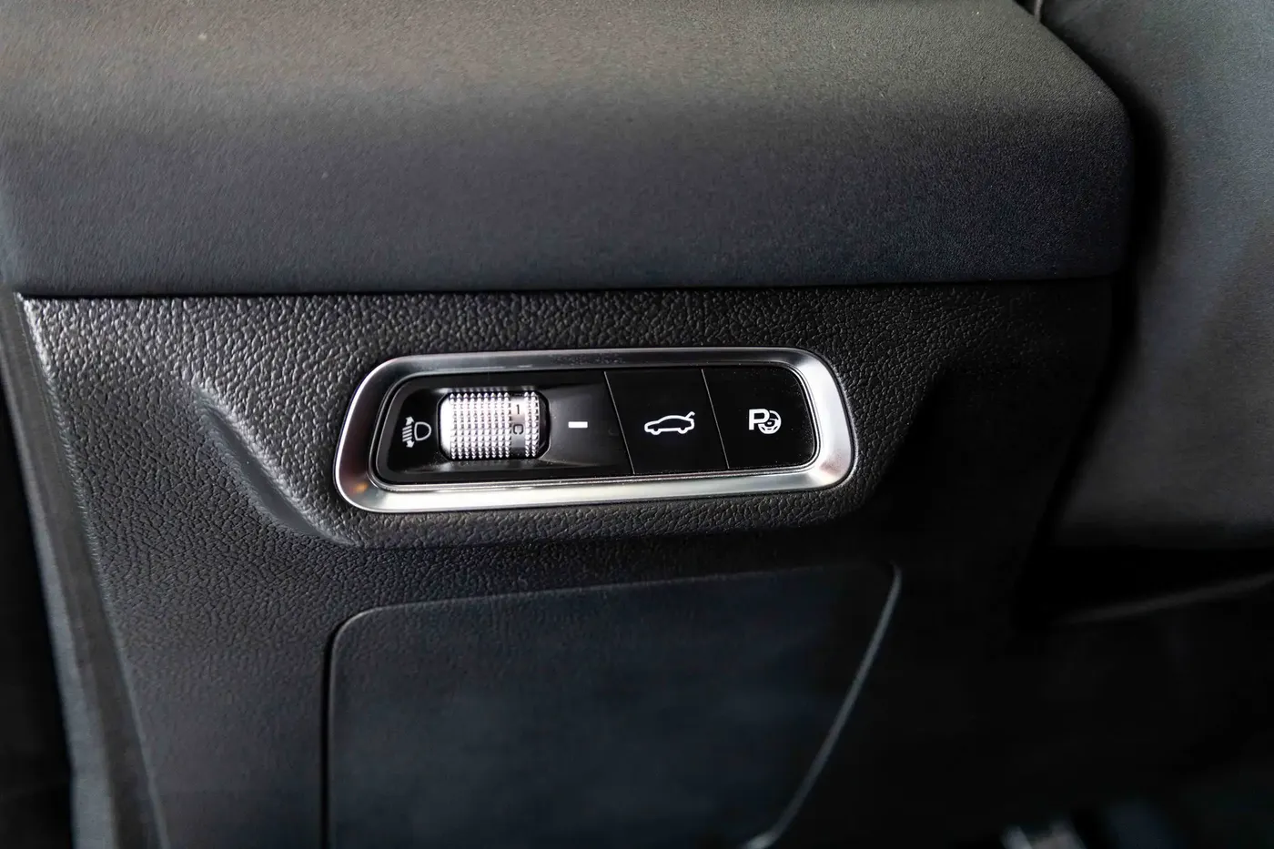 2024 GEELY COOLRAY GF - Image 5