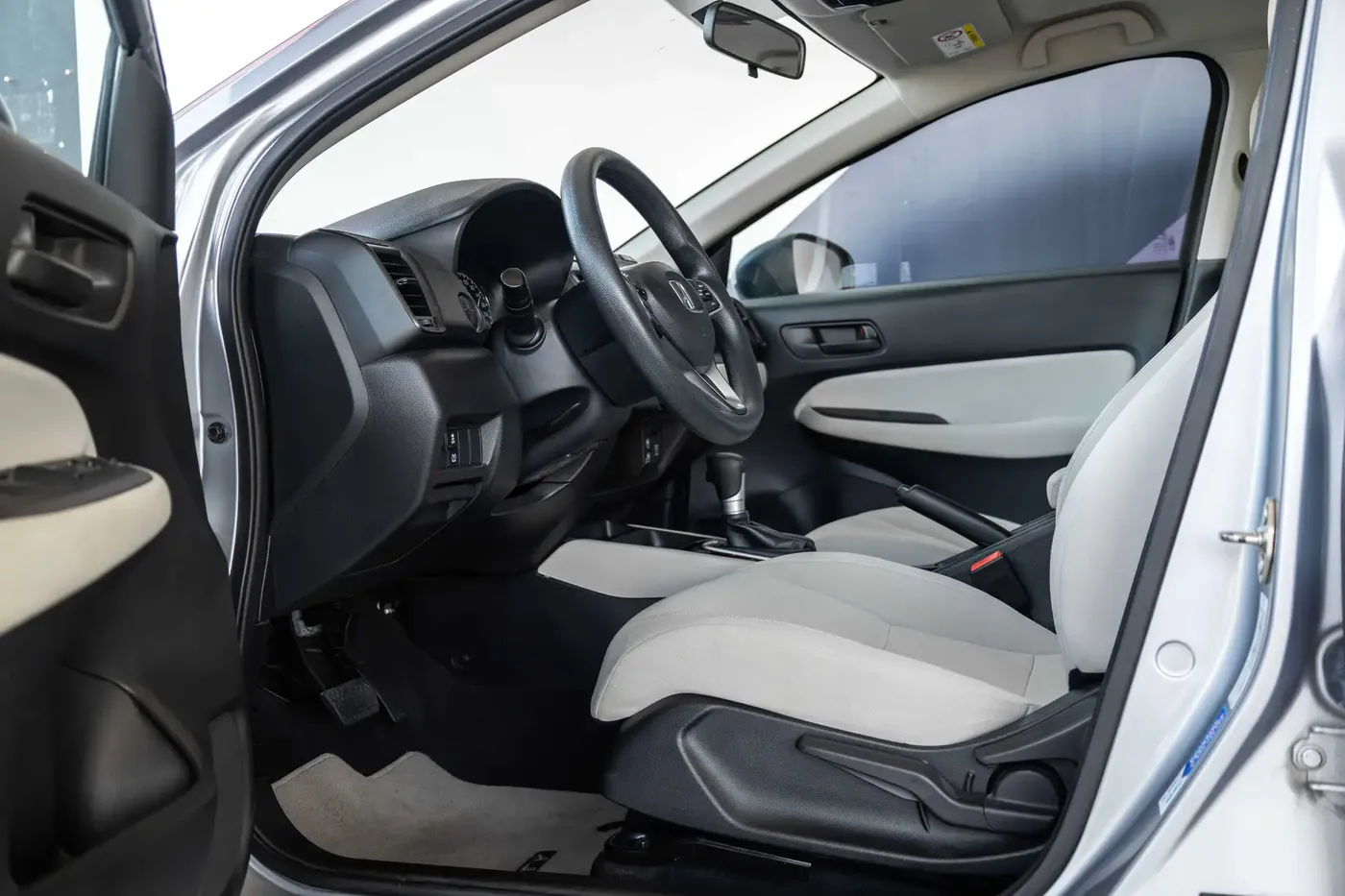 2024 HONDA CITY DX - Image 2
