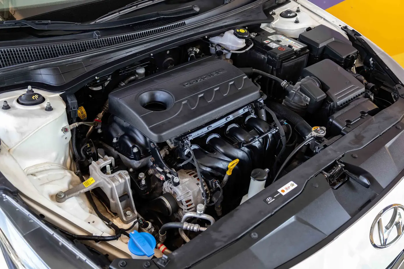 2023 HYUNDAI ELANTRA SMART - Image 2