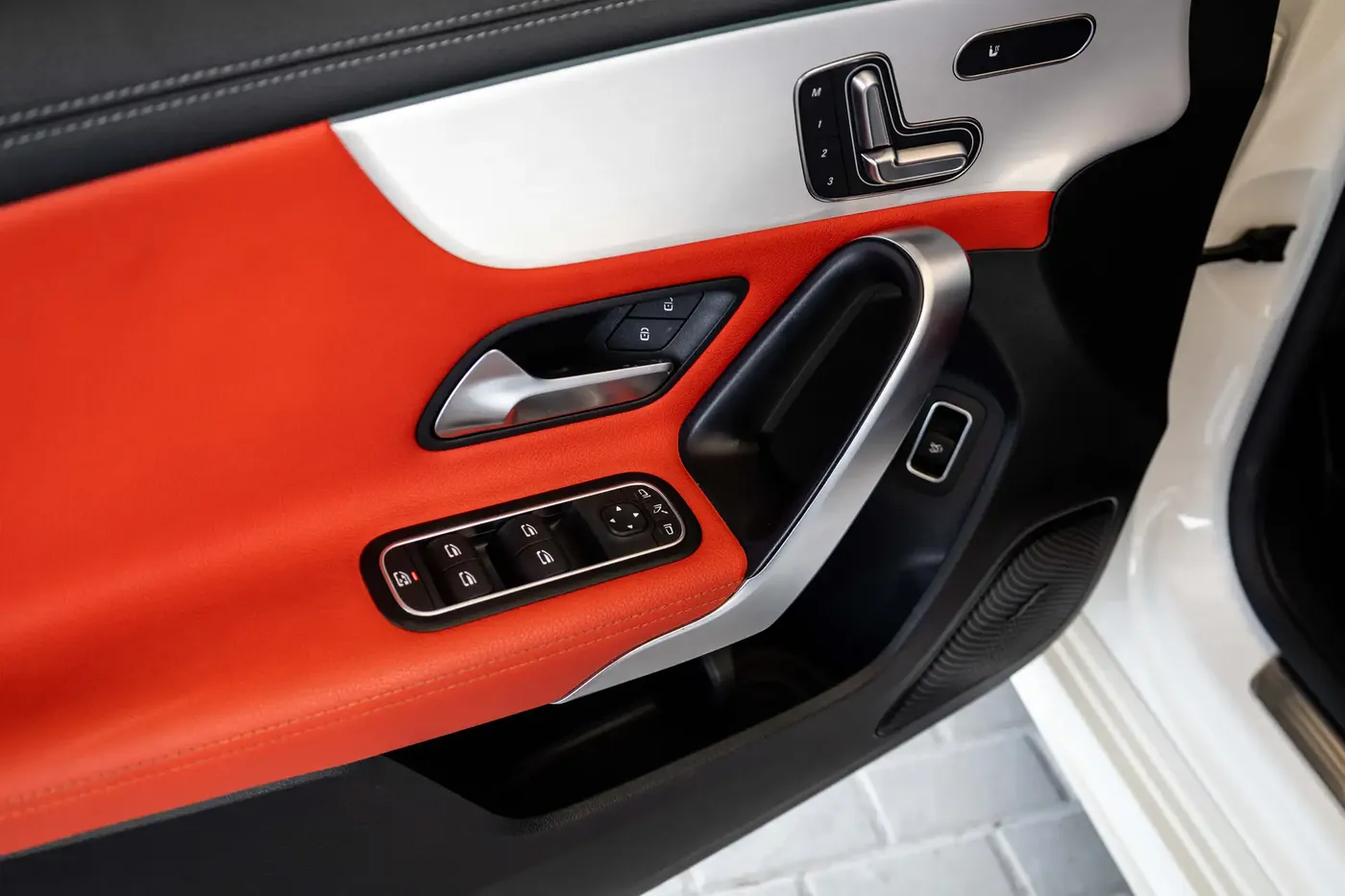 2024 MERCEDES BENZ A200 AMG Mild Hybrid - Image 4