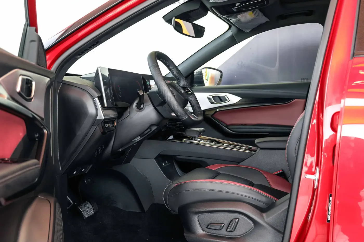 2025 MG MG1 LUXURY - Image 3