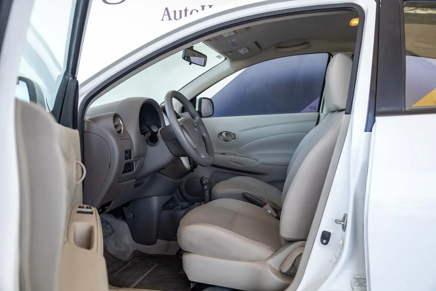 2023 NISSAN SUNNY SV - Image 2