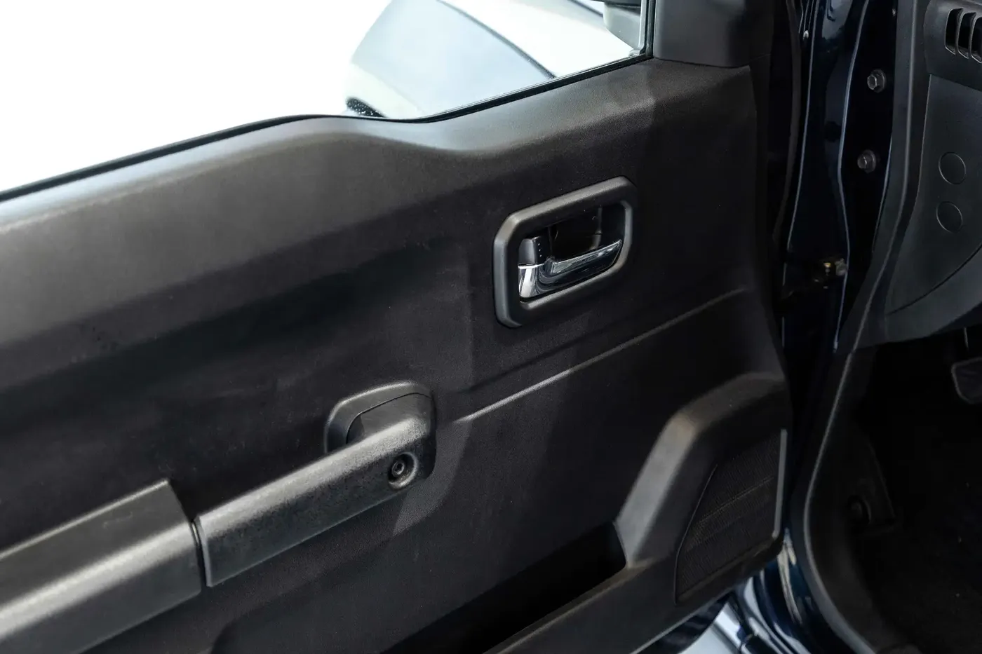2025 SUZUKI JIMNY GLX - Image 3