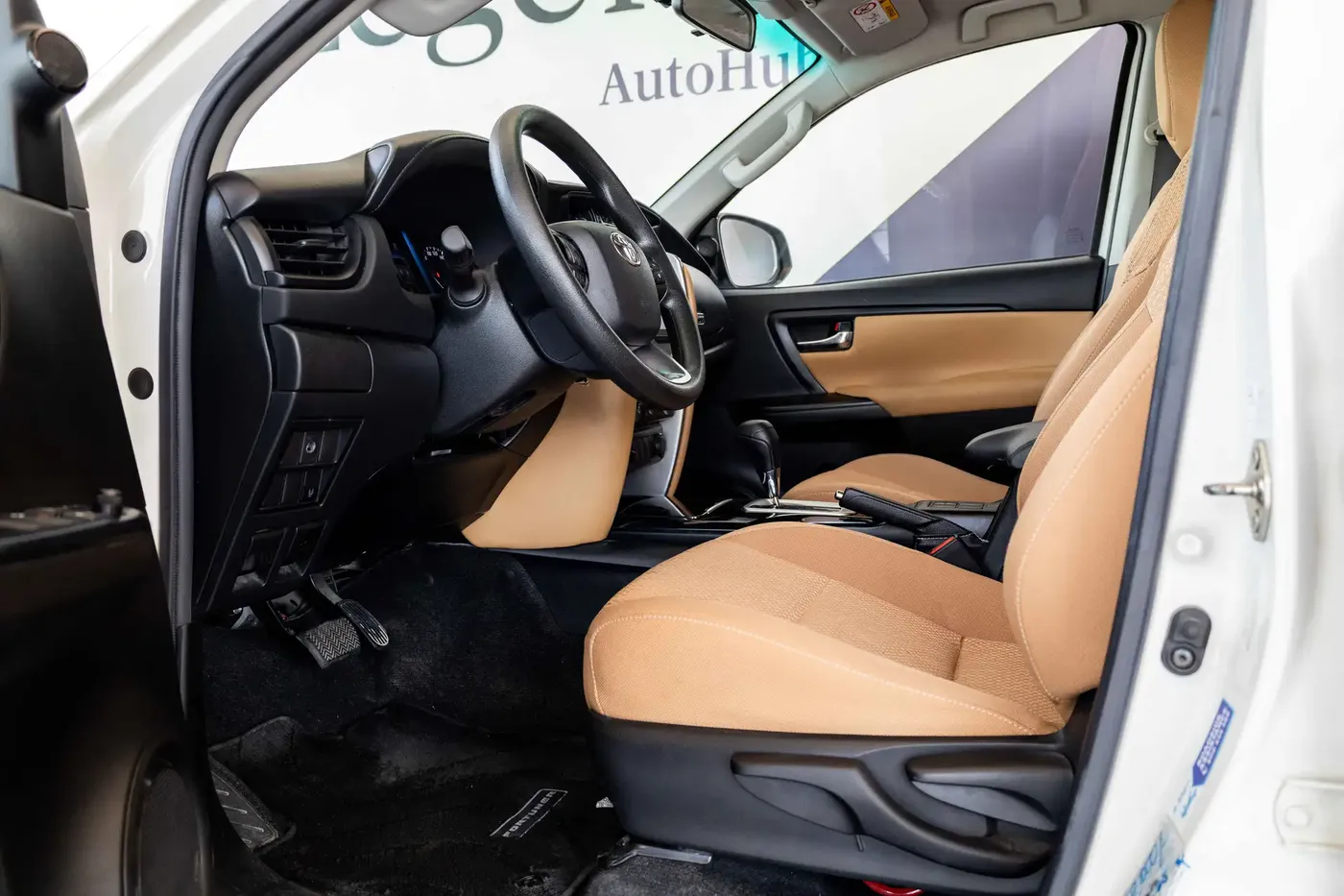 2022 TOYOTA FORTUNER EXR - Image 2