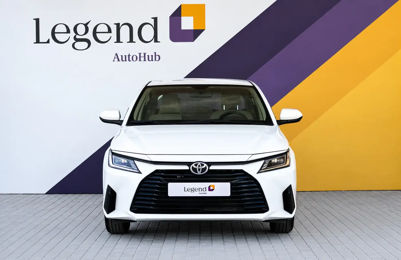 2023 TOYOTA YARIS E - Image 3