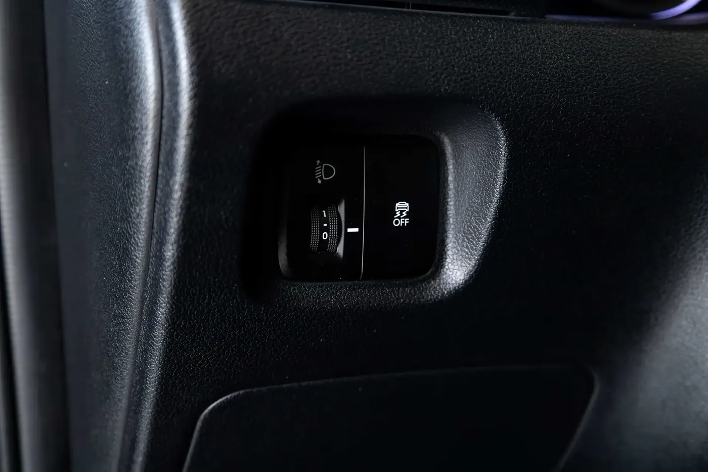 2025 HYUNDAI CRETA SMART - Image 5