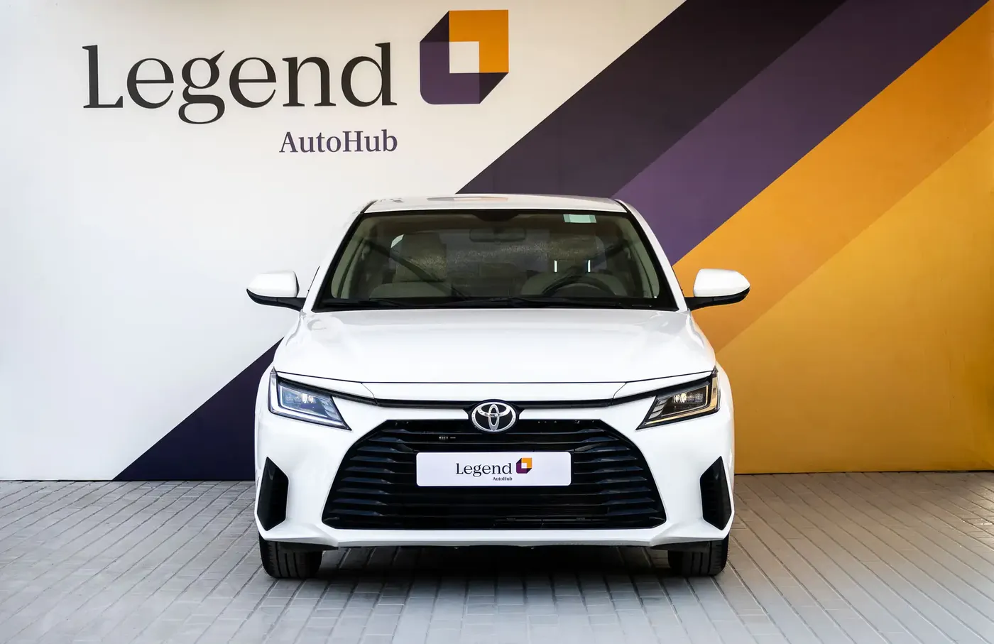 2023 TOYOTA YARIS E - Image 4