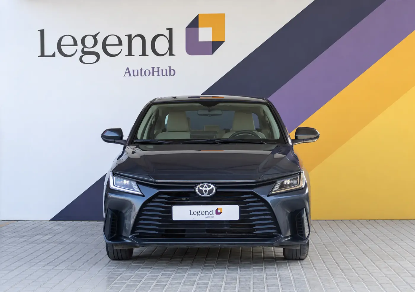 2024 TOYOTA YARIS E - Image 3