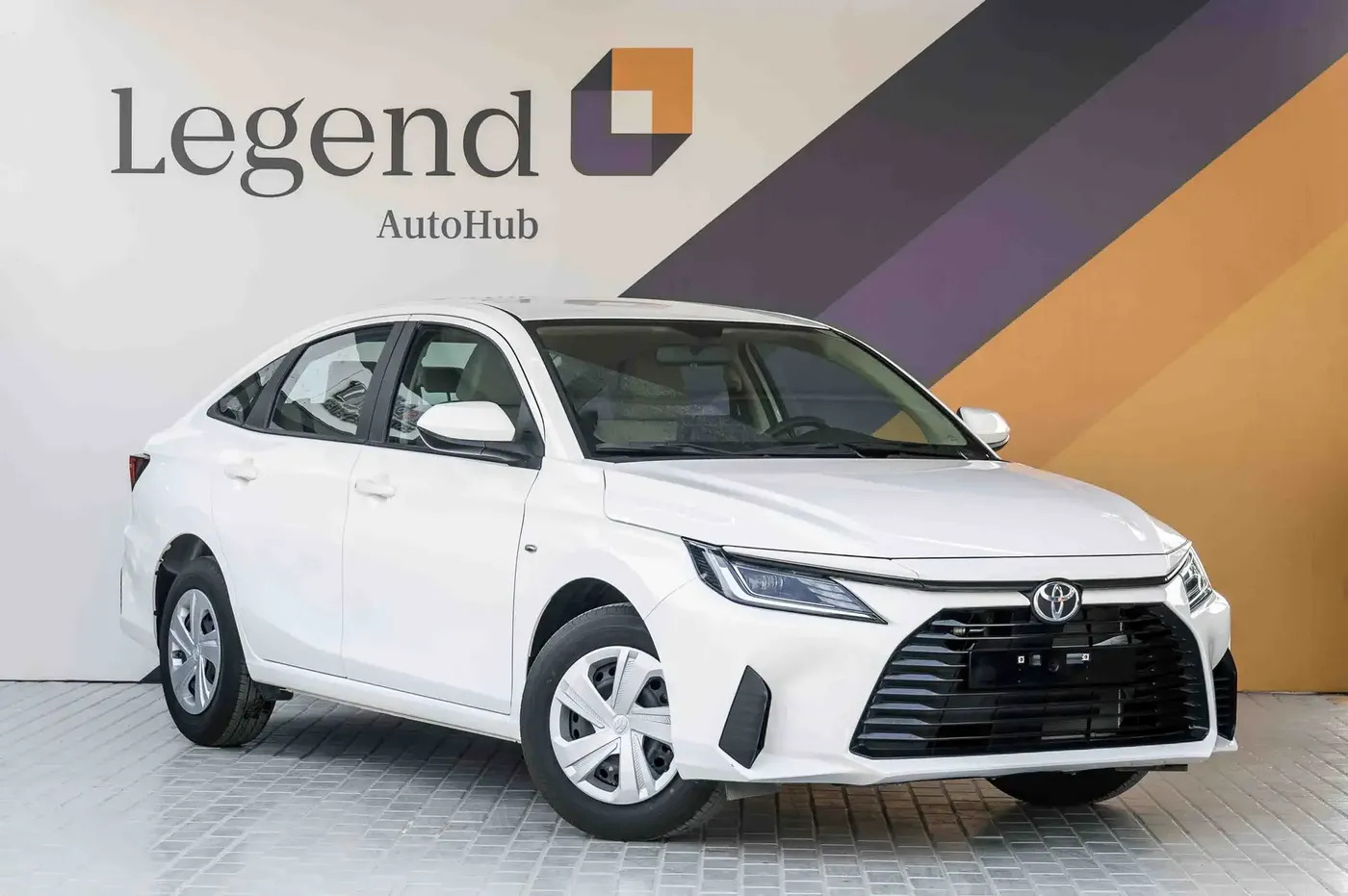 2024 TOYOTA YARIS E